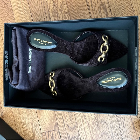 SAINT LAURENT LE MAILLON MULES IN CASSANDRE-EMBOSSED VELVET - Picture 9 of 9